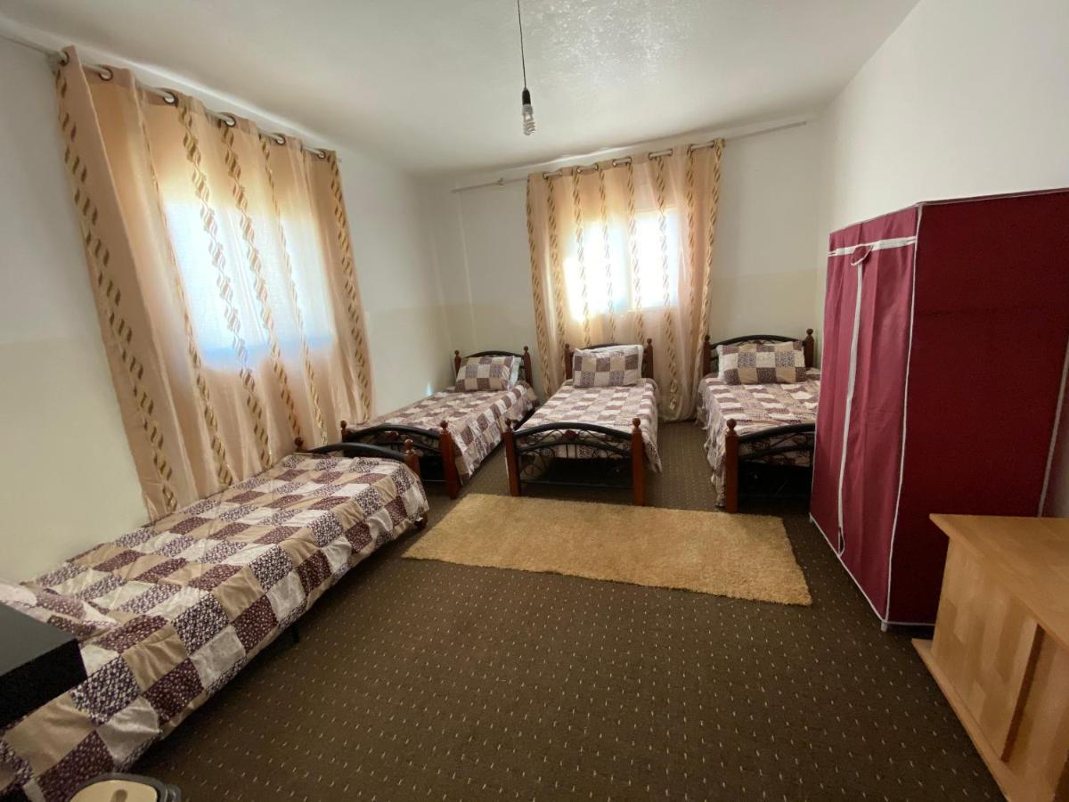 Bed and Breakfast Petra Family House Exterior foto